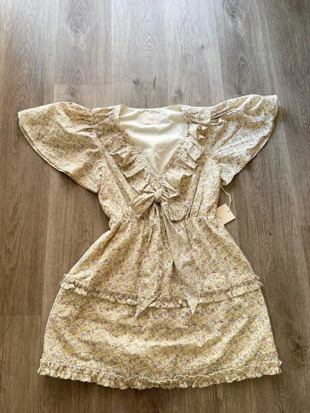 Arose studio kora floral eyelet flutter sleeve bow front ruffle mini dress small